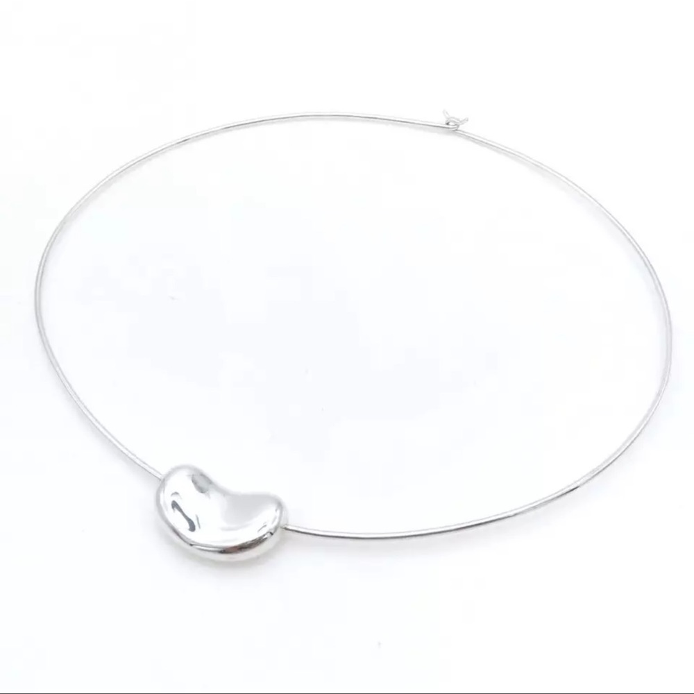 Tiffany & Co Bean Wire Necklace in Silver